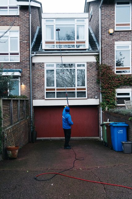 Window cleaning work 14