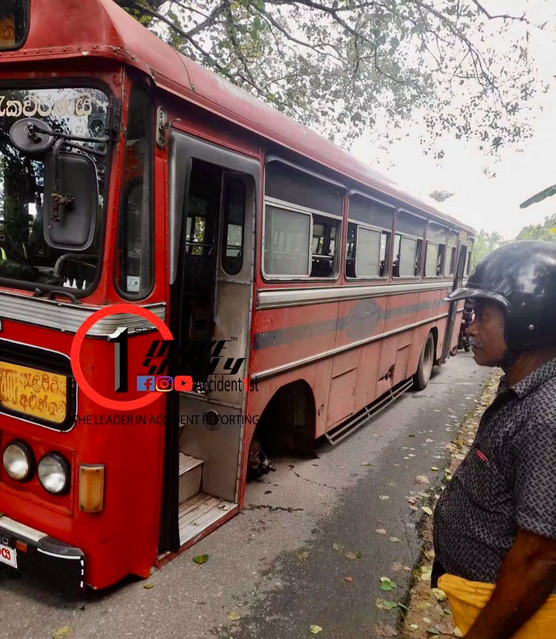 ඇල්පිටියේදී ධාවනය වෙමින් තිබූ S.L.T.B. බස් රථයක ඉදිරිපස වම් රෝදය ගැලවීයයි 
