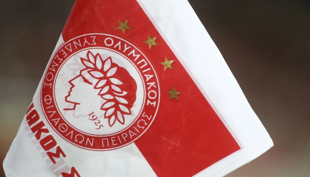 Κορυφαίος παίκτης του Ολυμπιακού άφησε μπουρμπουάρ 213 ευρώ! (ΦΩΤΟ)