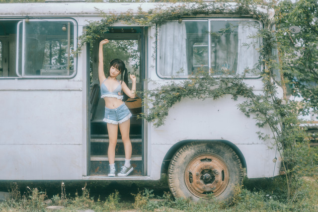 大巴车 (3).jpg