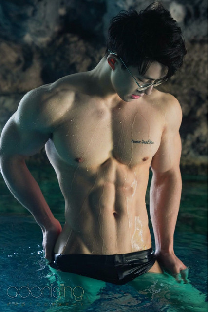 adonis2 1 10.jpg