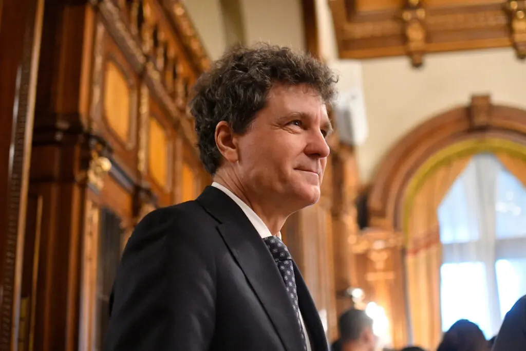 Nicușor Dan l-a invitat pe premierul Canadei la București pentru consolidarea parteneriatului nuclear