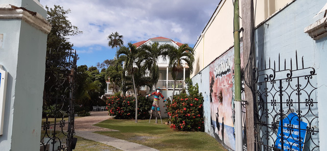 11-187.jpg