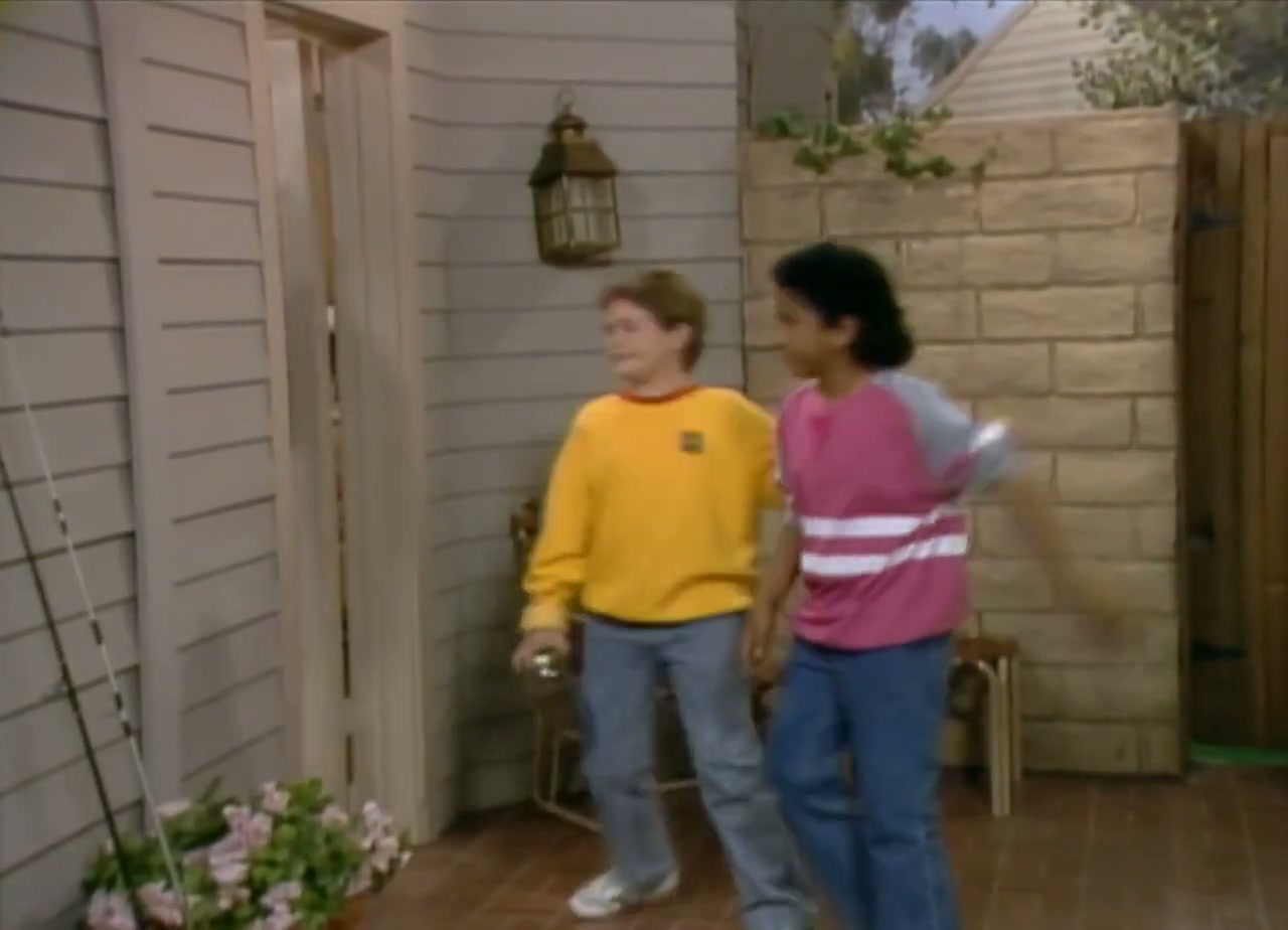 Small Wonder Screenshot