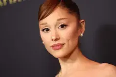 Ryan Murphy și Ariana Grande: O colaborare amânată, nu anulată