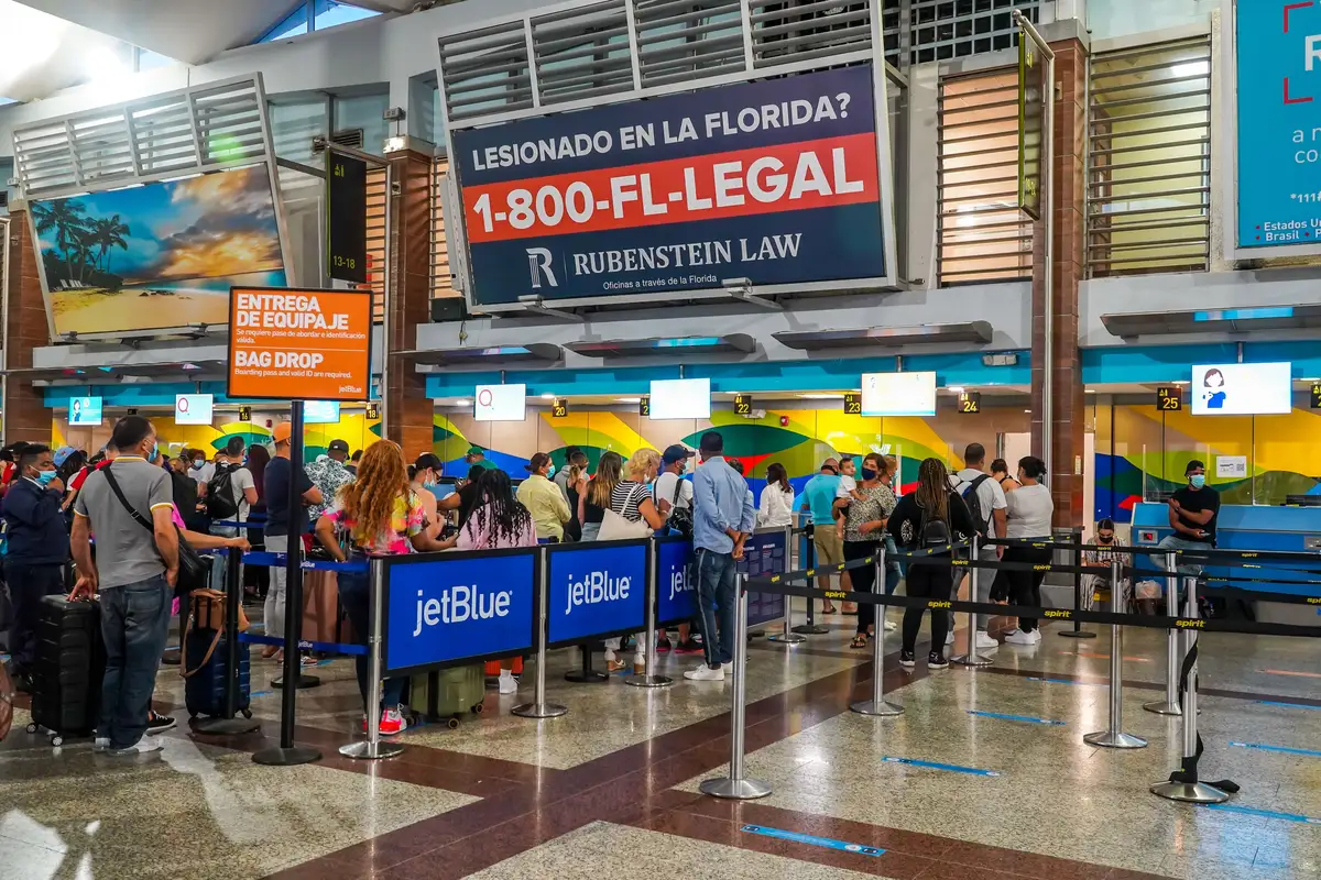 Airlines Grapple with Extensive Flight Disruptions Amidst Weather Challenges