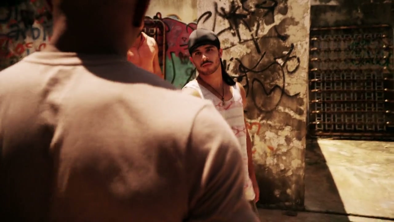 Falcon Rising Screenshot