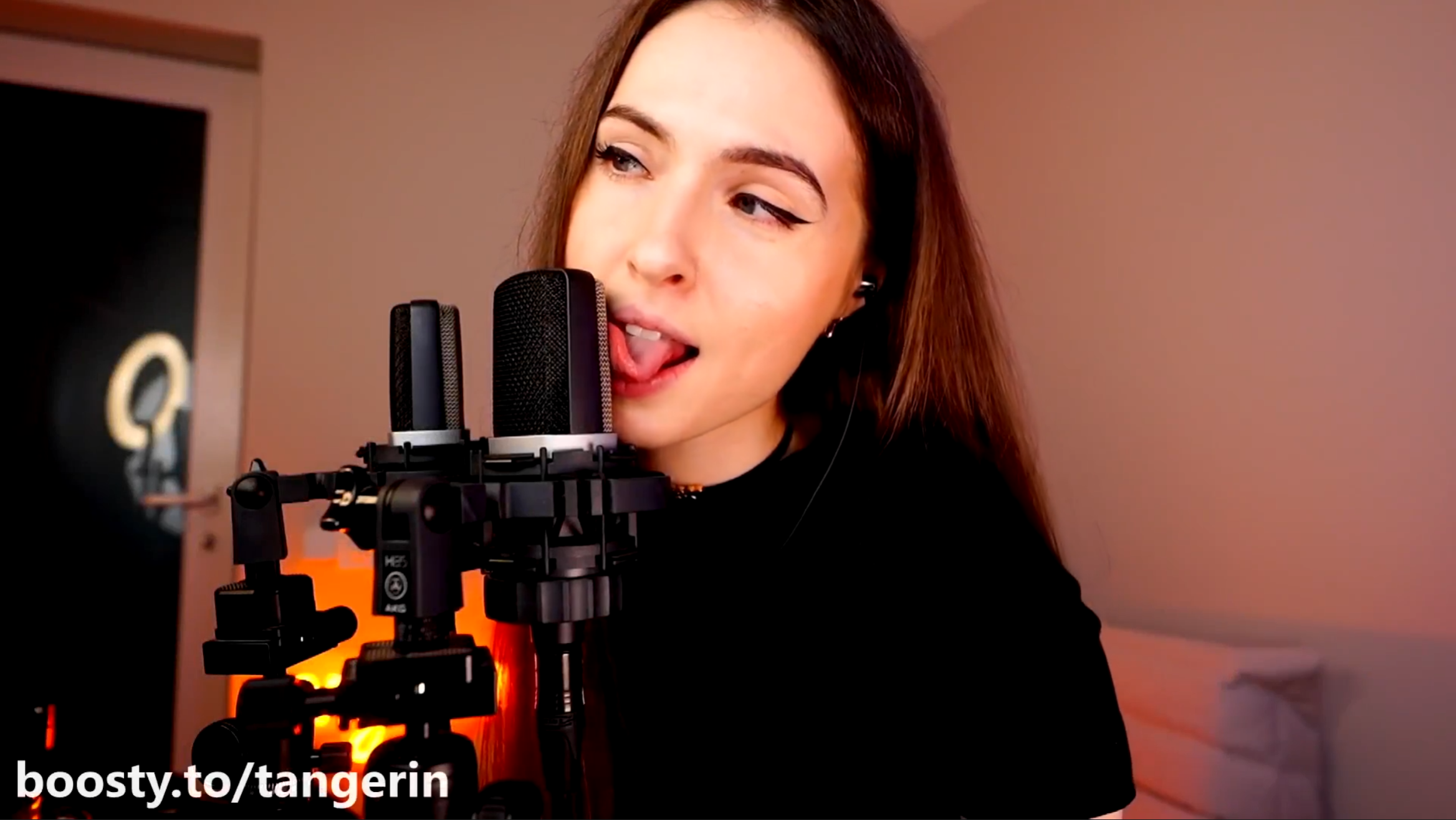 AKG Mic Licking [ Tangerin ]