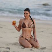 Kim-K-53