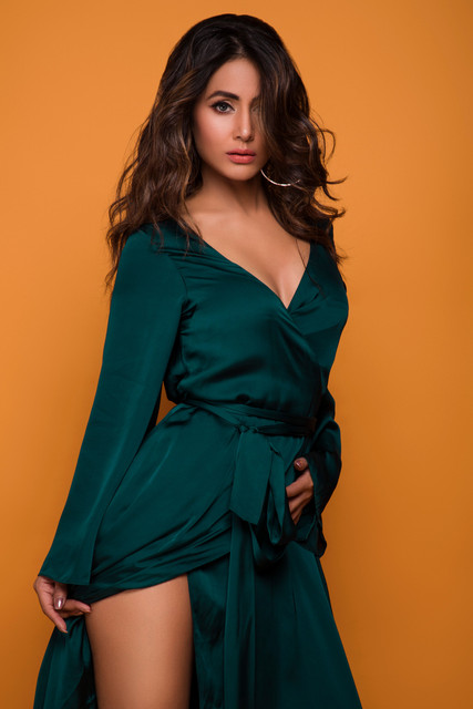Hina-Khan-1