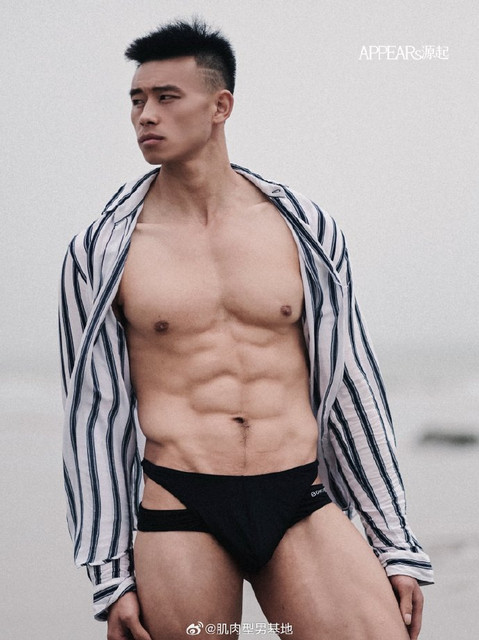 腹肌型男专访