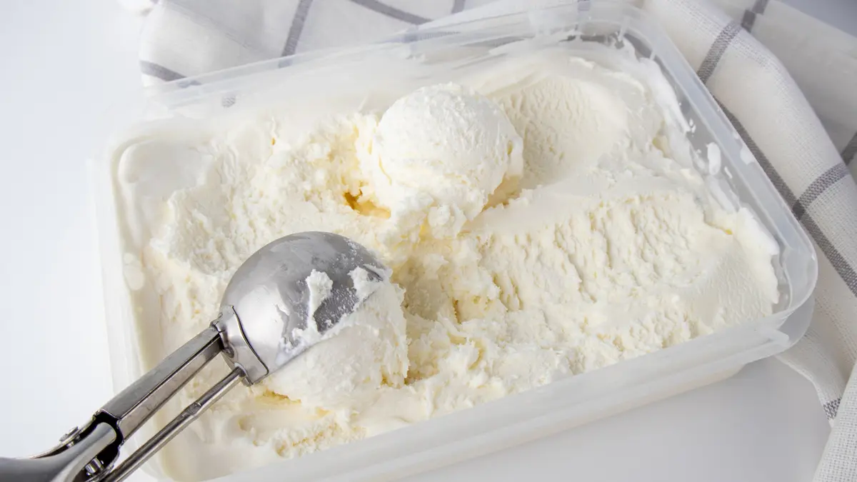 Make Delicious Vanilla Ice Cream at Home in Just 5 Minutes