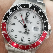15729274775825