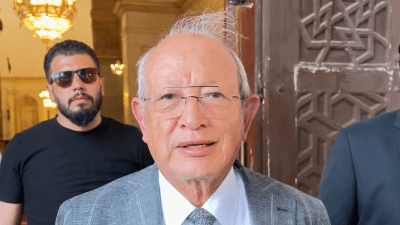 الفرص أكبر من أن يستغلها"  مستثمر واحد".. ساويرس يدعو المستثمرين إلى سوريا