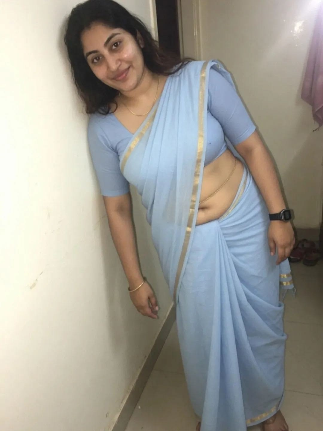 Desi Girl Navel Close Up