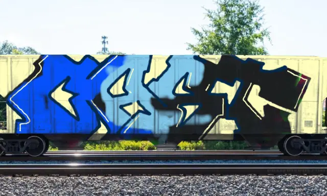 Graffiti artwork by Tkiz