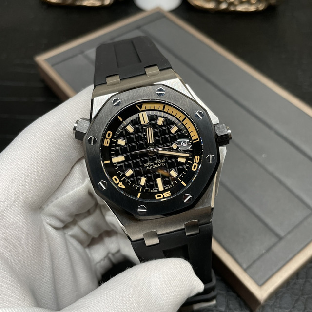 AP15720.jpg