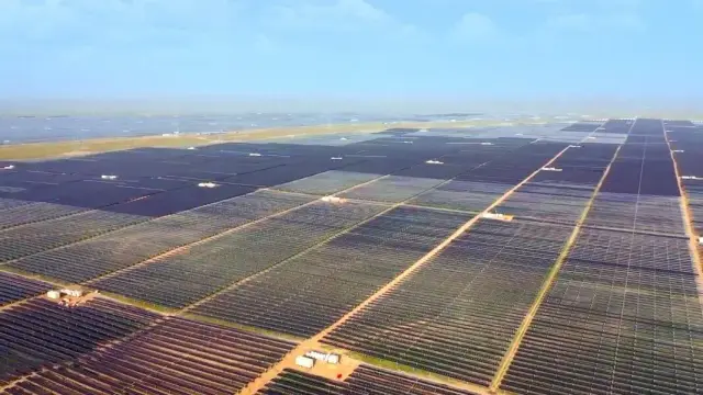 [Image: sungrow-solar-power-china.webp]