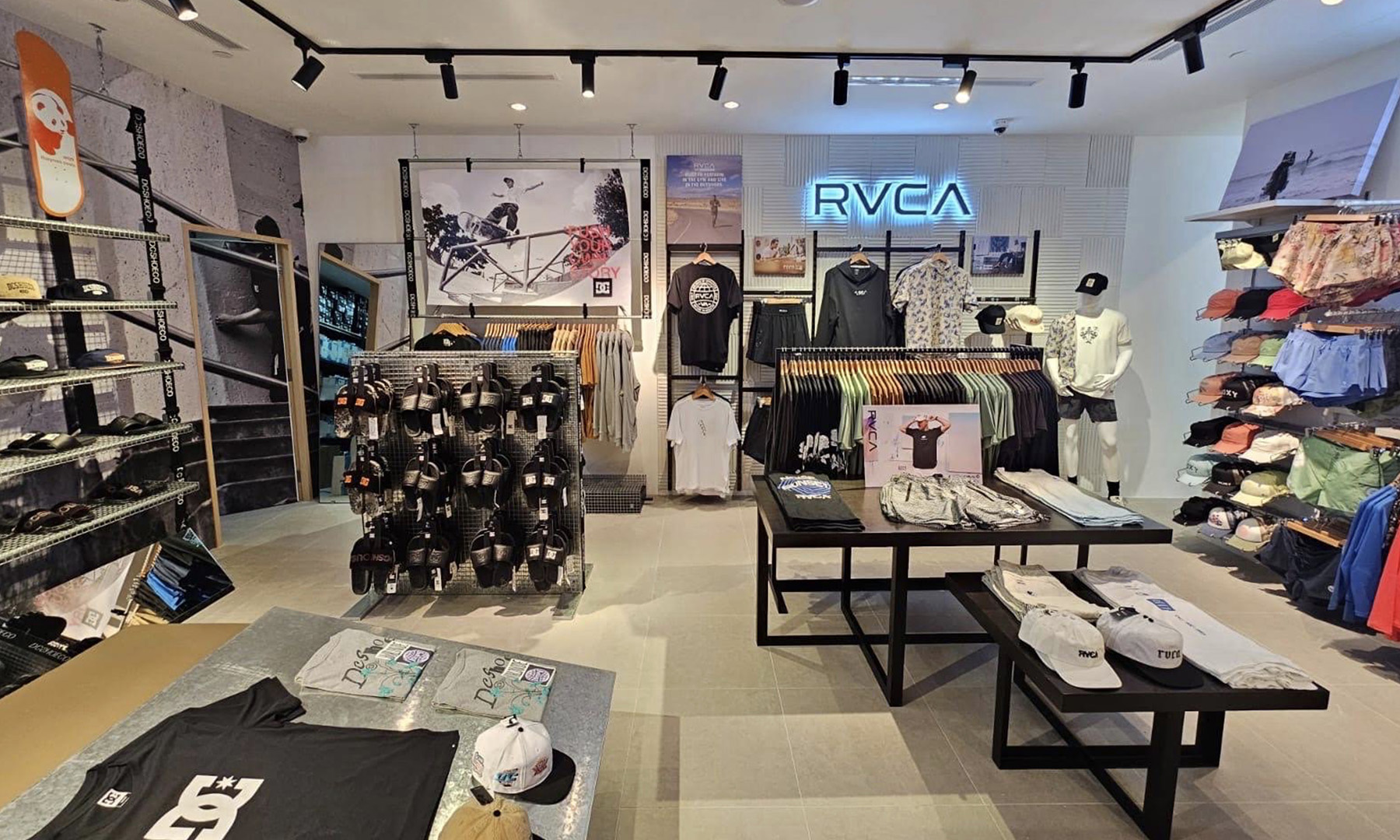 Quiksilver and Roxy store at 313@Somerset