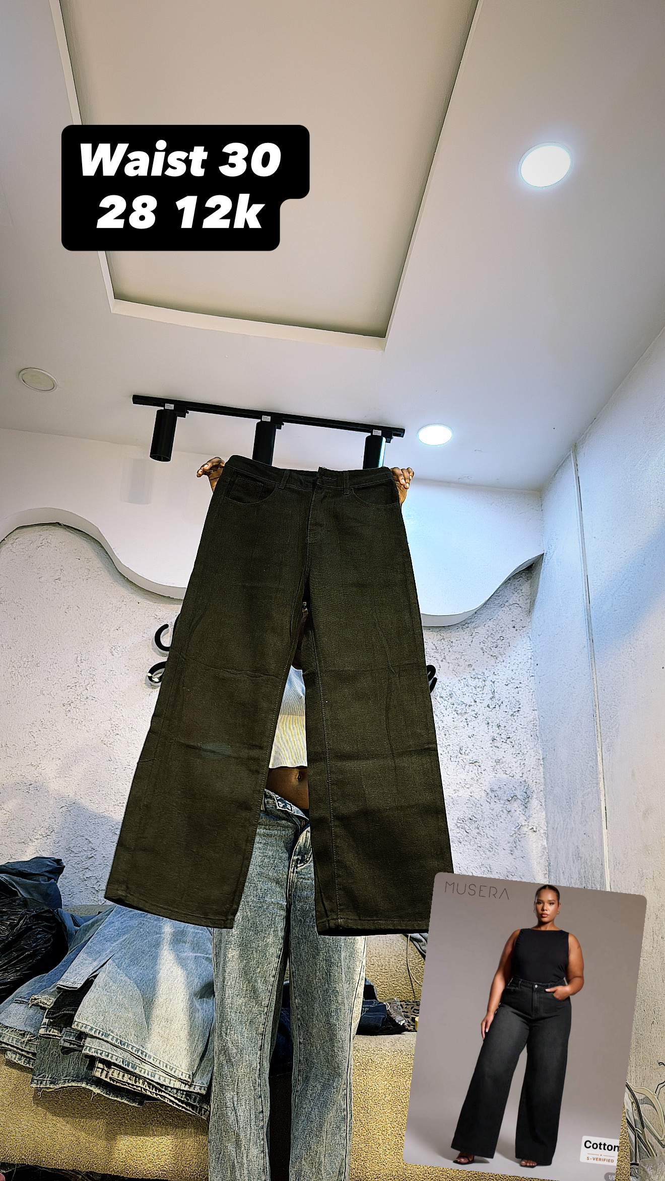 Waist 30