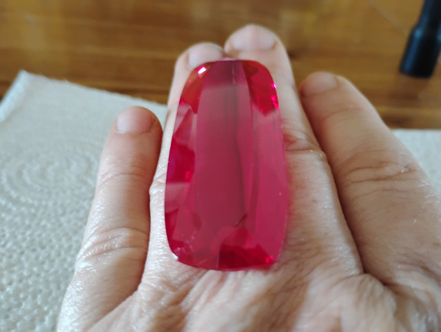 214 68ct Ruby Ring Size.jpg
