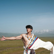 Adonis 01 77