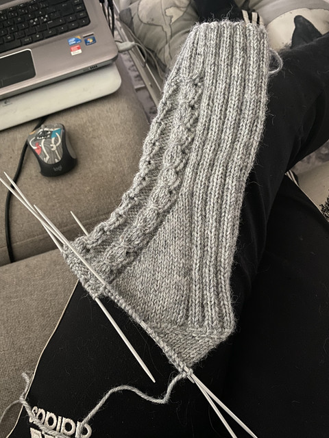 B7204-E63-94-A6-4-AE5-8582-D602-BD9-F420