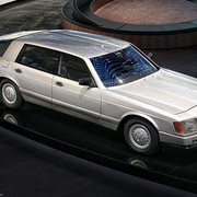 Mercedes-Benz Auto 2000.