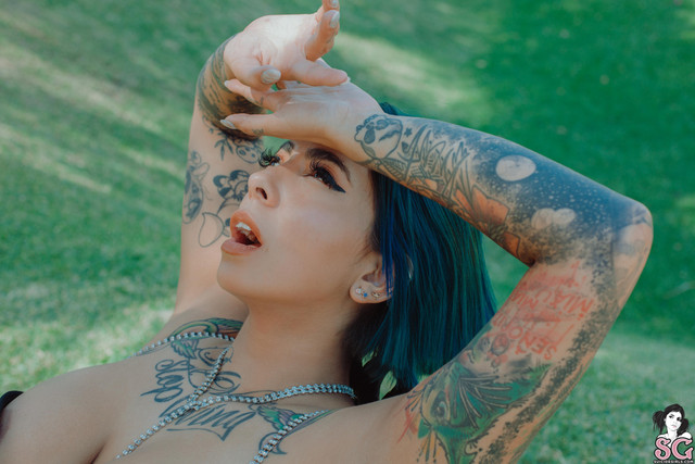 33