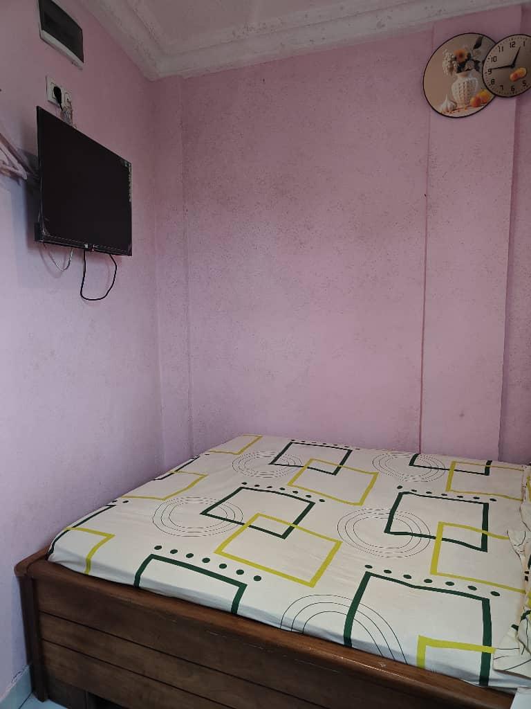 Chambre meublée à louer à Douala - 10000 FCFA/Nuit