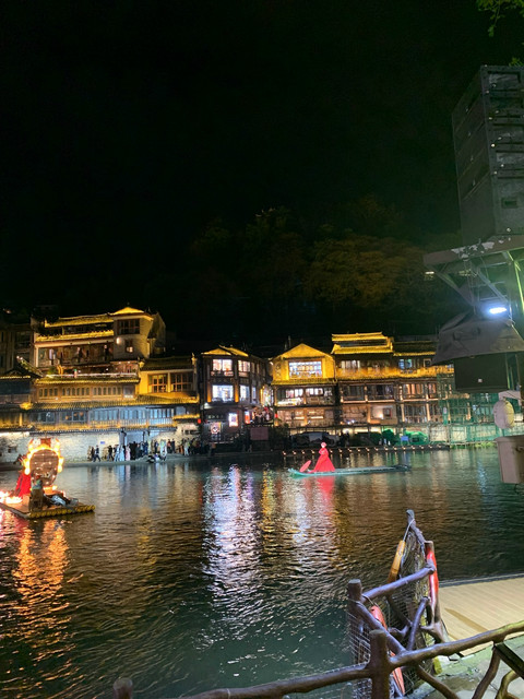 Украденное солнце. Universal Beijing Resort, Гуйлинь, Фужун, Чжанцзяцзе, Фэнхуан, Яншо. 8-17 апреля 2026. Украденное солнце. Universal Beijing Resort, Гуйлинь, Фужун, Чжанцзяцзе, Фэнхуан, Яншо. 8-17 апреля 2026.