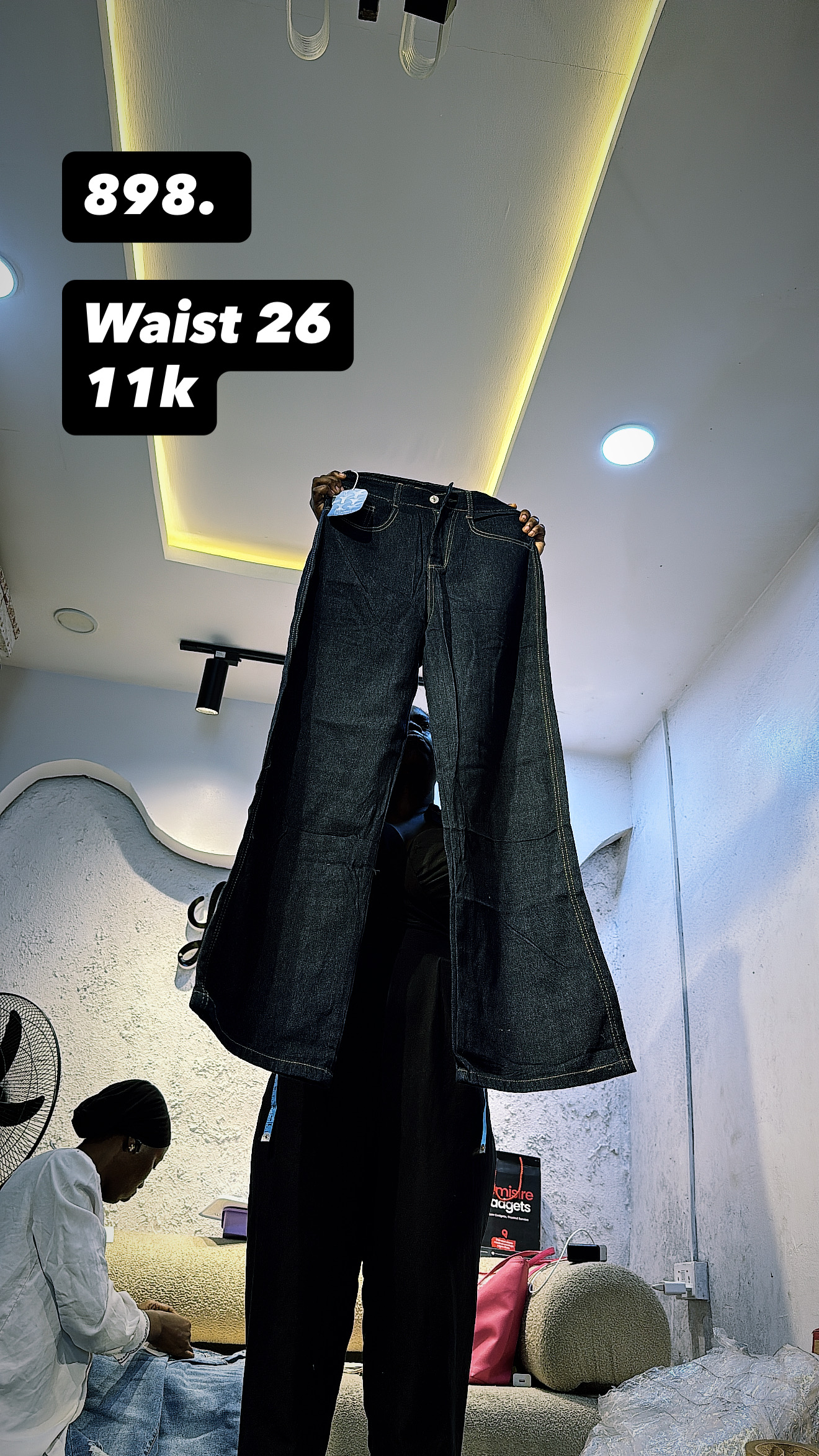Waist 26