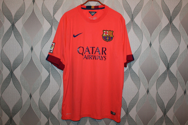 barca-14-away.jpg