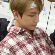 V