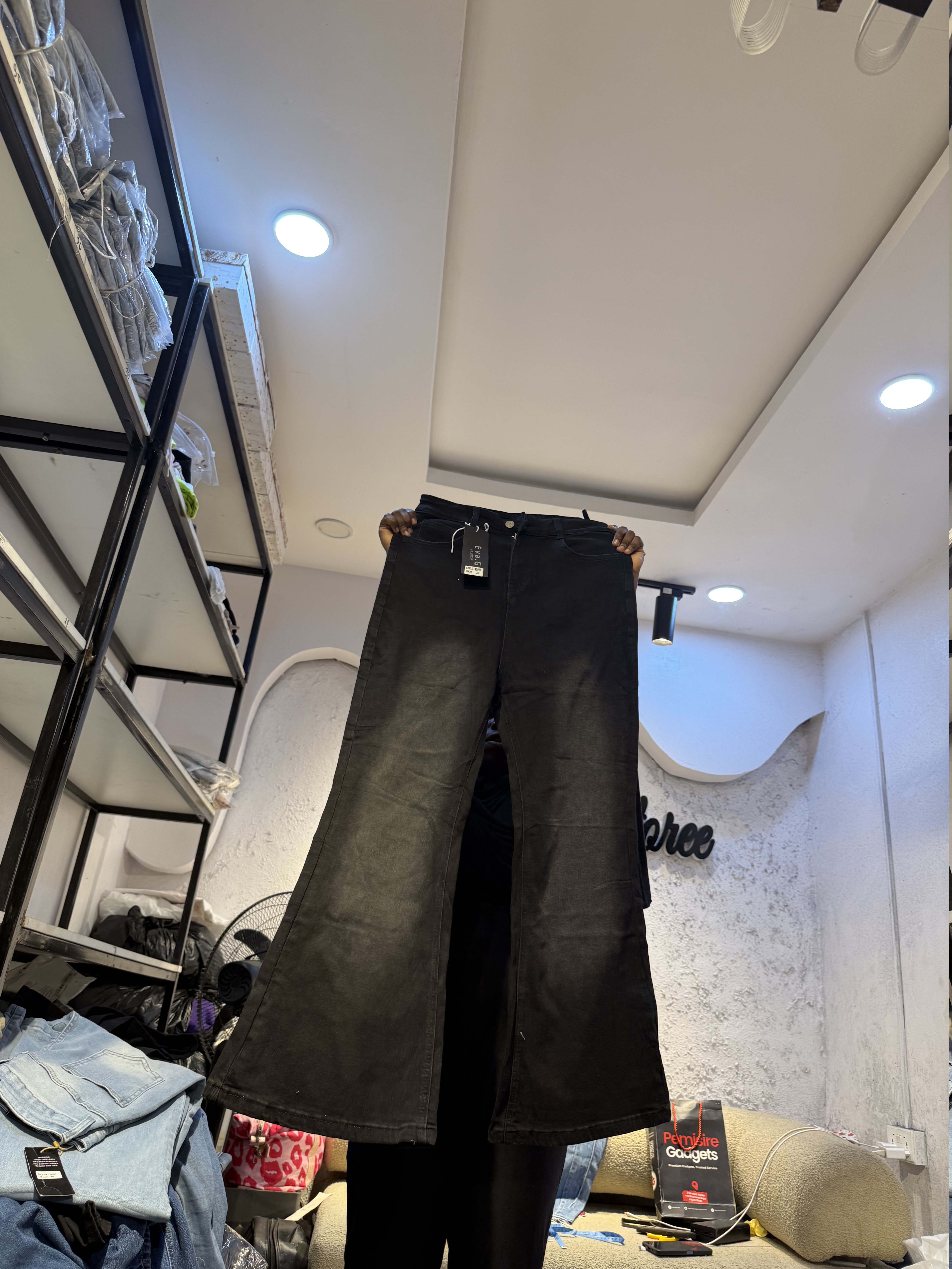 Waist 30