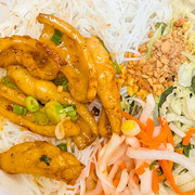 Grilled-Squid-on-Rice-Vermicelli