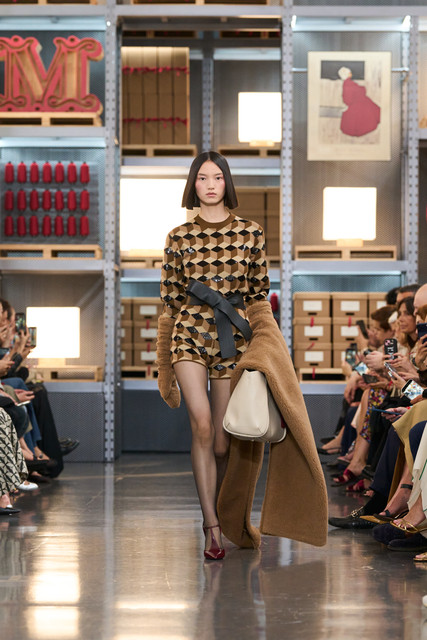 LOOK 36.jpg