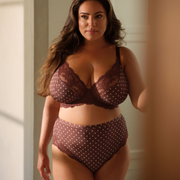 Kelly (135)