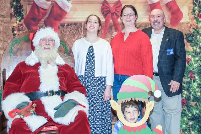 Santa2024-292.jpg