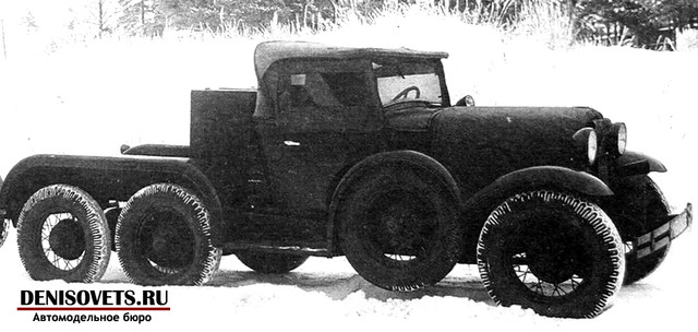 ГАЗ-ТК, спроектированный в 1933 году на основе легкового ГАЗ-А в КБ артиллерийских систем Л.В. Курчевского, предназначался для использования в качестве шасси под монтаж динамореактивной (безоткатной) 76,2-мм пушки ДРП-4 конструкции того же Л.В. Курчевского.
    Автомобиль получил удлиненную (относительно ГАЗ-А) почти на метр раму и задние мосты с шестеренчатыми главными передачами. К нарощенной в задней части раме автомобиля на поперечной рессоре подвешивалась третья, тоже ведущая, ось. Для повышения проходимости задние ведущие колеса комплектовались гусеничными цепями "Оверолл". Для получения нужных тяговых качеств у заметно потяжелевшей машины в ведущих мостах были использованы шестерни от ГАЗ-АA с передаточным числом i=6,66 (у ГАЗ-А передаточное число составляло i=4,44). Поскольку ведомая шестерня ГАЗ-АА в стандартном картере ГАЗ-А не помещалась, было принято решение несколько уменьшить ее толщину. Вследствие такого инженерного решения, шестерня при термообработке подвергалась короблению, снижался запас ее прочности, а главные передачи, как правило, впоследствии издавали характерный "вой". Кроме того, ошибки в проектировании кинематики хода подвески привели к тому, что на задних мостах ГАЗ-ТК при их перекосах на неровностях нередко заклинивало тормоза, да и сама рама не обладала достаточной прочностью.
    В целом, конструкция машины была признана неудачной, однако из-за отсутствия альтернативы ГАЗ-ТК выпускался даже дольше, чем базовый ГАЗ-А – эпизодически, небольшими партиями, в период с декабря 1934 года по сентябрь 1936 года. Общий объем выпуска ГАЗ-ТК составил 237 экземпляров.
    Несмотря на изначальное предназначение ГАЗ-ТК как носителя вооружения, пушками были оснащены лишь два десятка машин из первой партии. Остальной объем выпуска ГАЗ-ТК силами автобусного филиала ГАЗа был оснащен грузопассажирскими платформами по типу ГАЗ-4 с лавками на шестерых человек и в таком виде поставлен в Красную Армию для использования в качестве разведывательных автомобилей (сохранив при этом открытую кабину со съемным брезентовым верхом).
    Кроме того, одно шасси ГАЗ-ТК было использовано коломенским заводом №38 в июне 1935 года для постройки опытного радийного бронеавтомобиля с бронекорпусом типа ФАИ. Серийно такой бронеавтомобиль не выпускался.