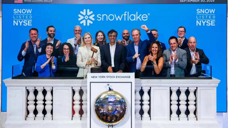 Акции Snowflake взлетели на 35% на фоне ажиотажа вокруг ИИ
