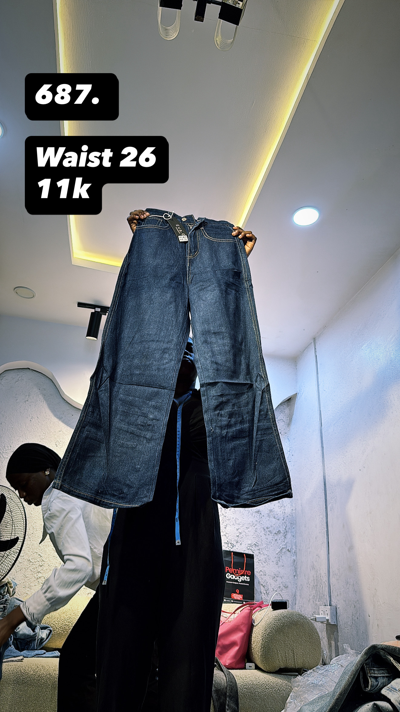Waist 26