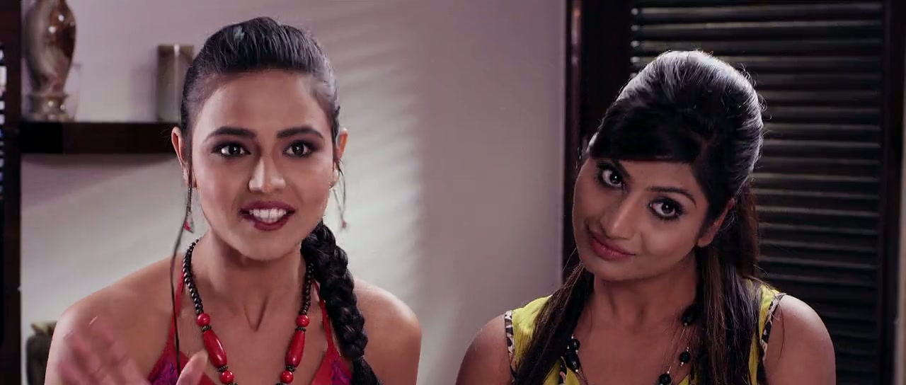 Hum Hai Teen Khurafaati Screenshot