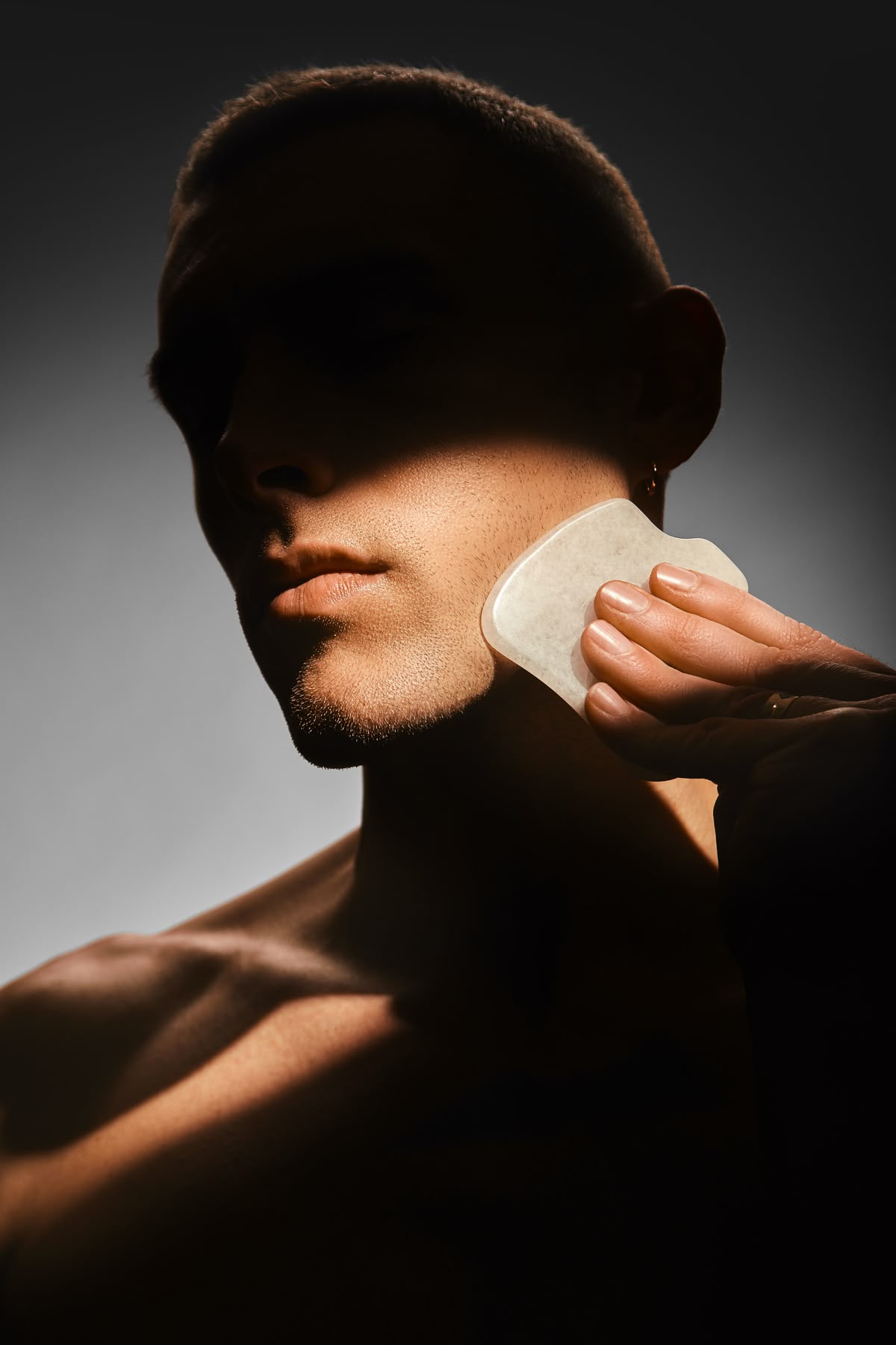 Peptides et testostérone, le nouveau marché du bien-être masculin
