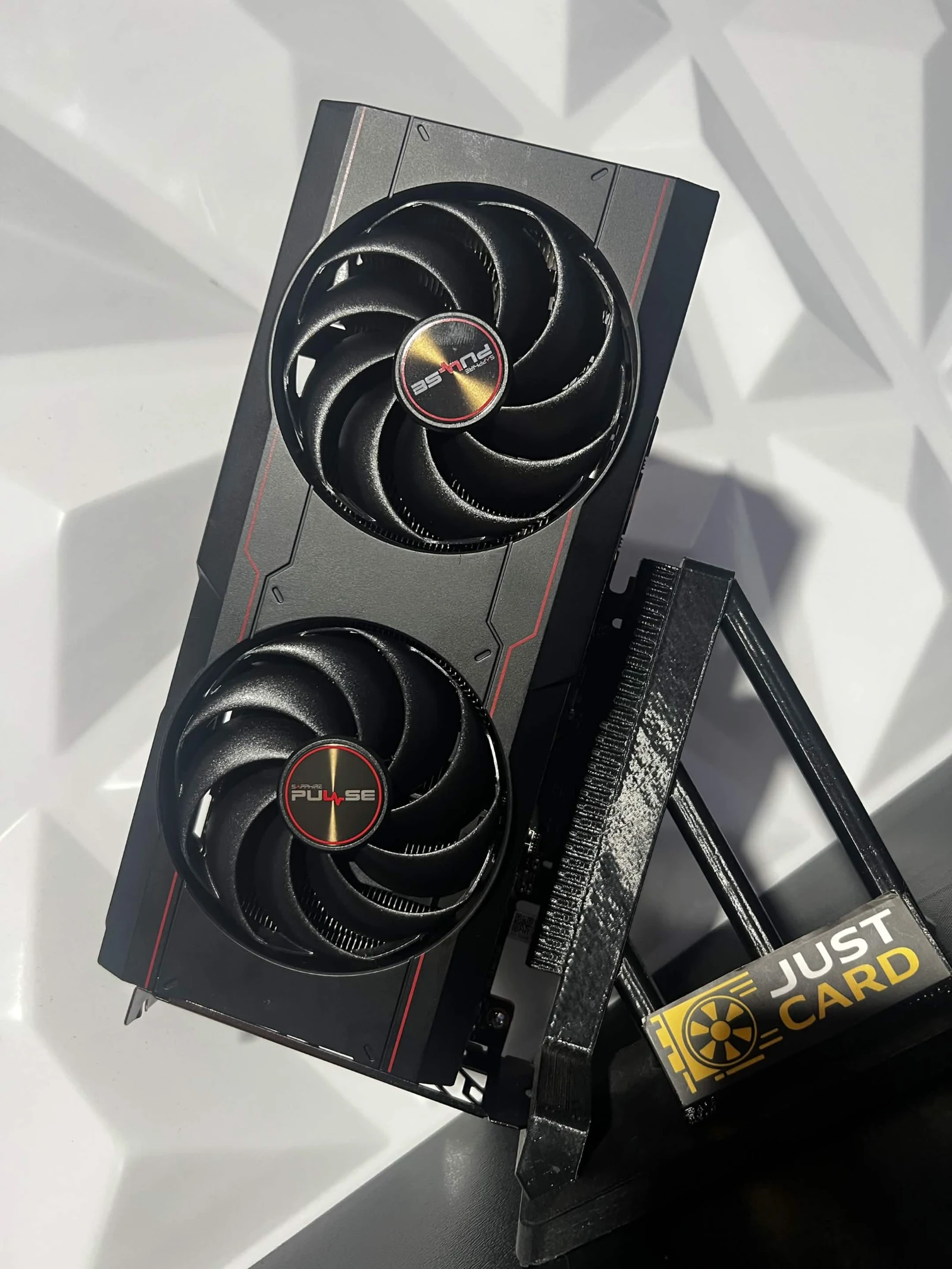 RX 6600 XT 8GB Sapphire OC Occasion — photo 1