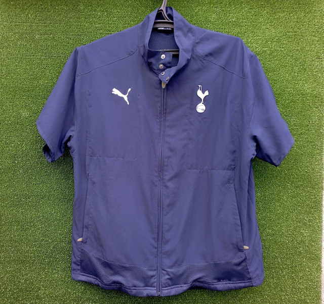 tottenham-jacket-sleevless