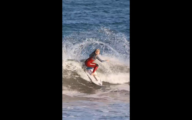 Untitled-HOTSURFERGIRL