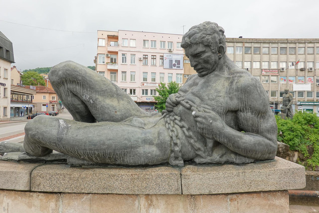 RX603555.jpg