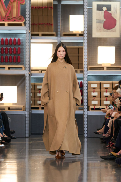 LOOK 47.jpg