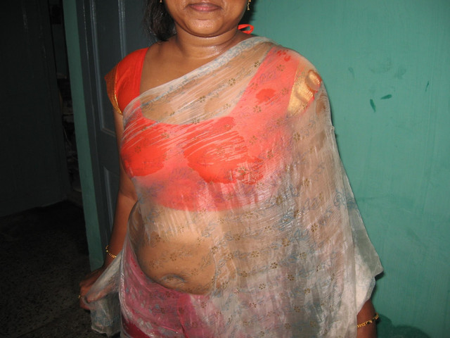 transparent-blouse-cleavage.jpg